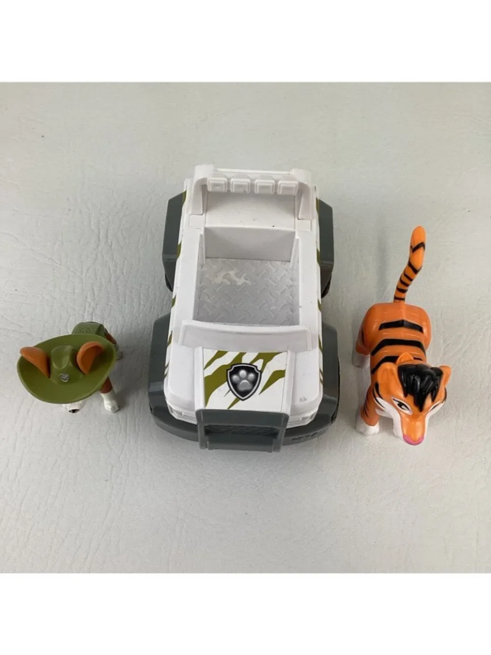 Paw Patrol Jungle Rescue Pups Tracker Figure Vehicle Tiger Bundle Spin Master